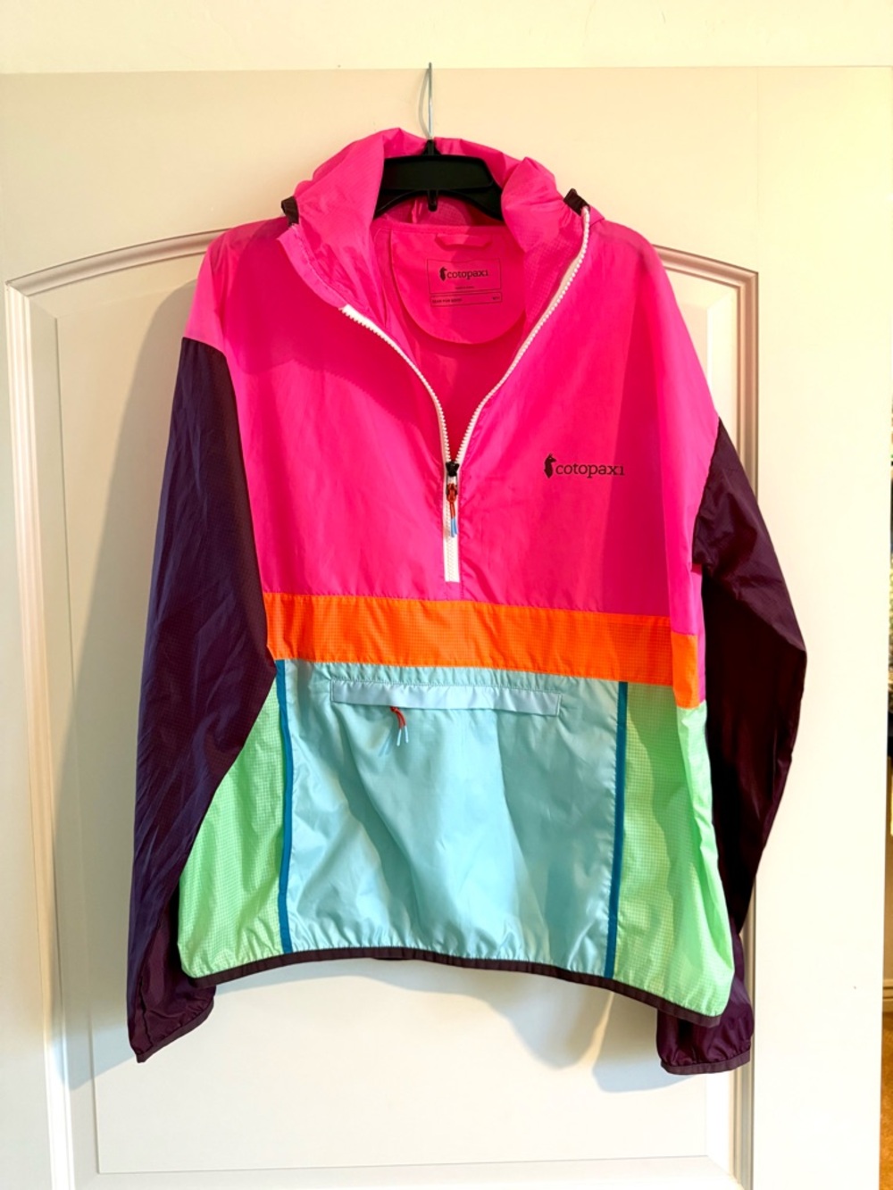Cotopaxi Women’s Pink Colorblock Windbreaker Jacket - Picture 2 of 5